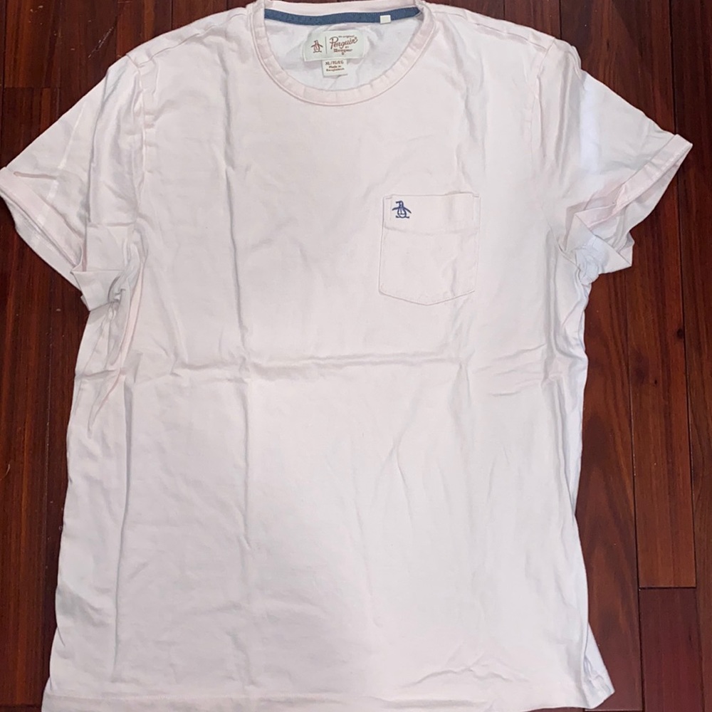 Original Penguin Men’s light pink XL tshirt
